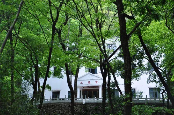 武汉十大图书馆2025年排行榜前十名榜单出炉 武汉十大图书馆2025年排行榜前十名榜单出炉