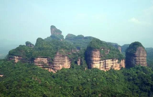 丹霞山周边十大旅游景点2025年排行榜前十名榜单出炉