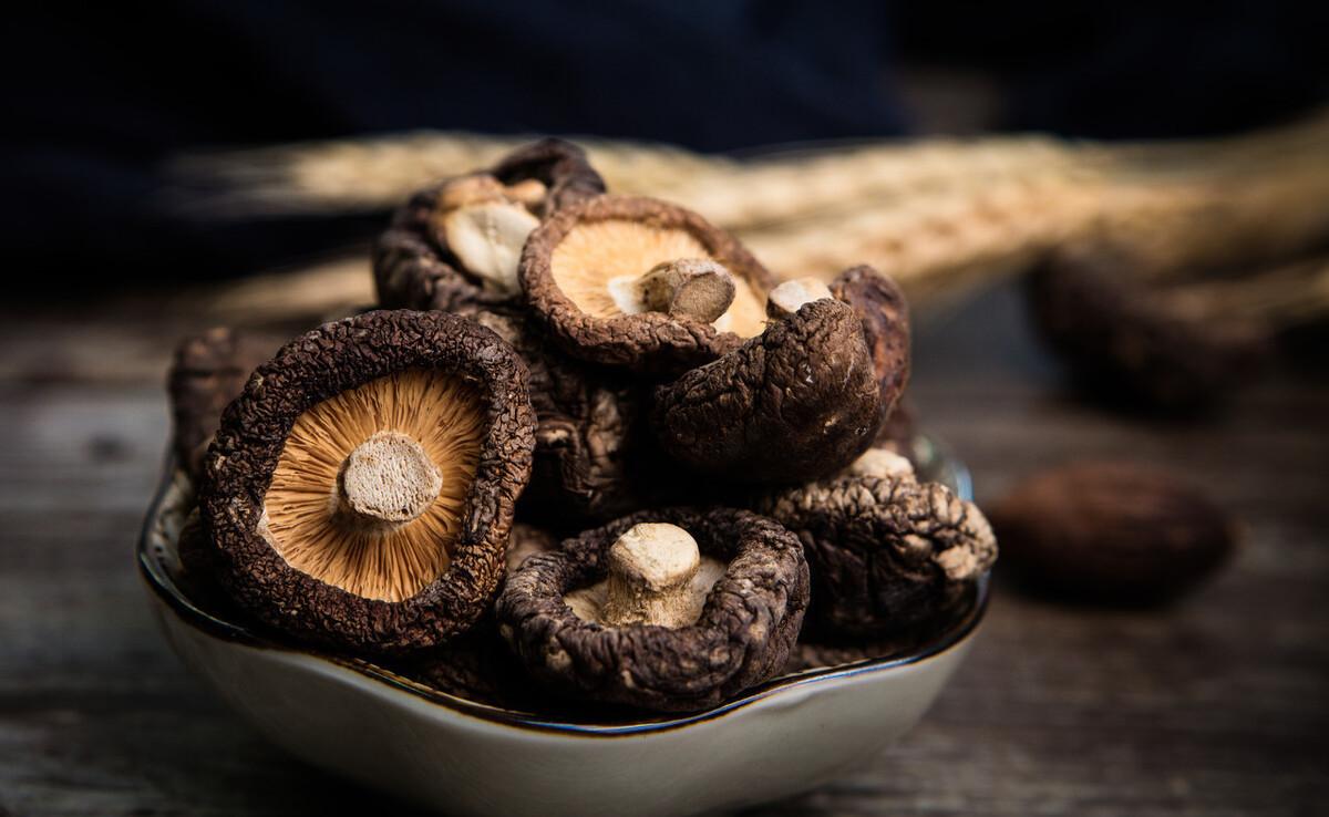 痛风吃这十种食物最好2025年排行榜前十名榜单出炉