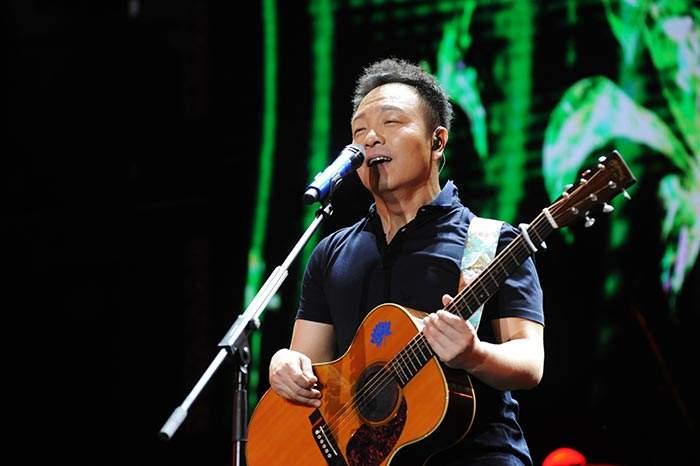 许巍最经典的十首歌曲2025年排行榜前十名榜单出炉