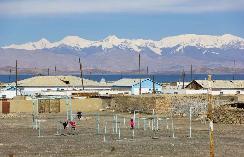 中国十大白色湖泊2025年排行榜前十名榜单出炉 中国十大白色湖泊2025年排行榜前十名榜单出炉